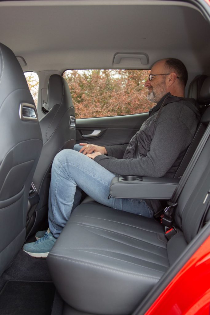 chery tiggo 4 hátsó ülés